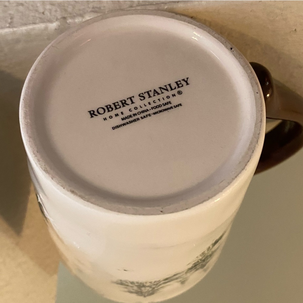 Robert Stanley. Winter/Christmas Scene Ceramic Mug. NWOT. - Picture 6 of 7